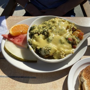 EggsOasis - Hunters Skillet - Breakfast & Brunch Near Me - Calgary, Alberta