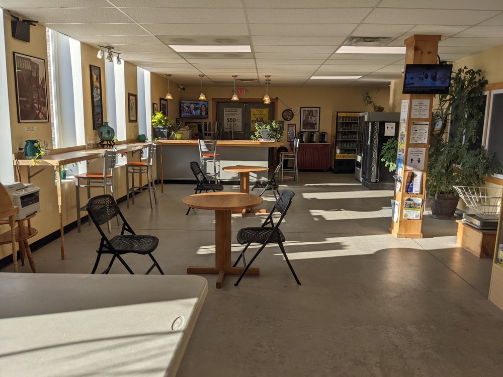 CLOTHES QUARTERS LAUNDROMAT Updated June 2024 34 Photos & 34