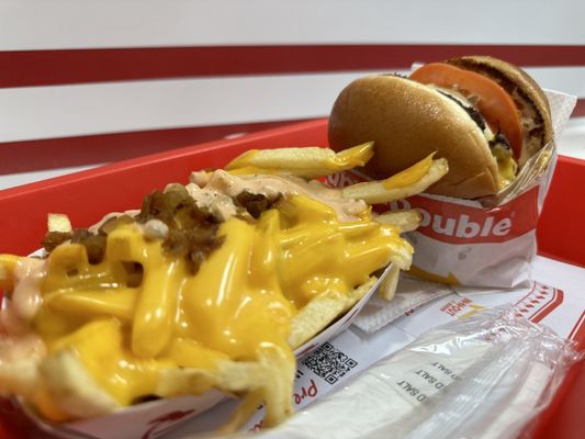 In-N-Out Burger by null