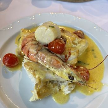 Mirazur Restaurant - Halibut - Modern European Near Me - Baywood Park, California