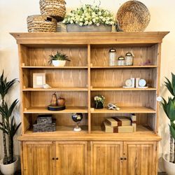 The Mint Julep - Stunning bookcase