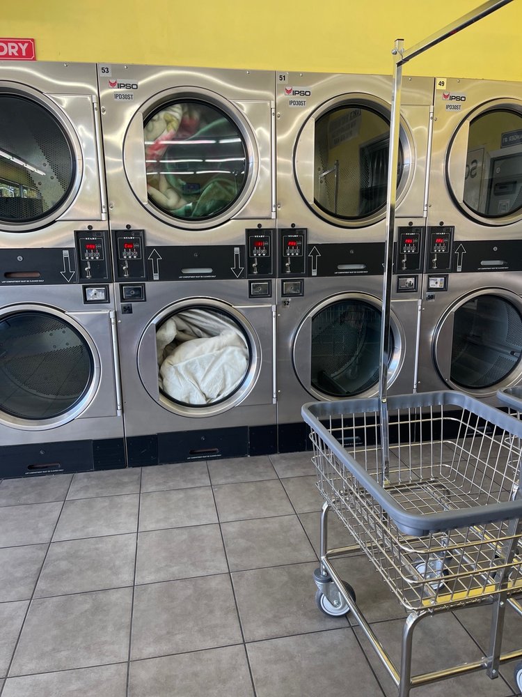 THE LAUNDROMAT OF DOWNEY Updated August 2024 28 Photos 8630