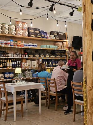 IL Paesano Italian Gourmet Food and Wine Market by null