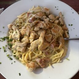 Spaghetti Alla Carbonara with Chicken