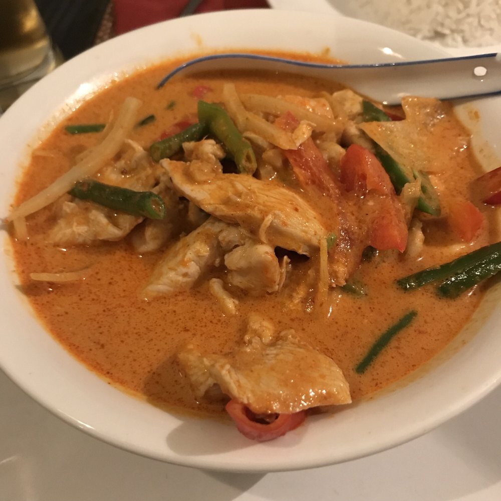 Jasmine Thai - Chicken curry with bamboo - Thai Near Me - Amsterdam, New Hampshire