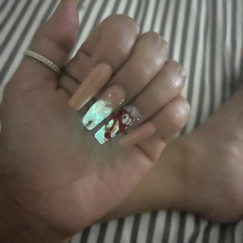 Beauty by Ann Elizabeth - Glow in the dark - Nail Technicians Near Me - Carson, California