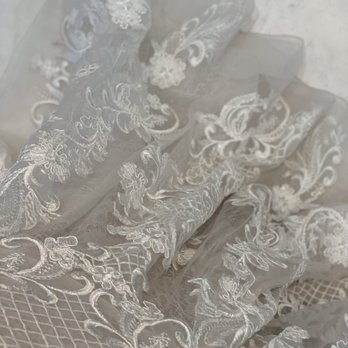 Tesori - Details - Bridal Near Me - Fayetteville, Arkansas Tesori - Details - Bridal Near Me - Fayetteville, Arkansas