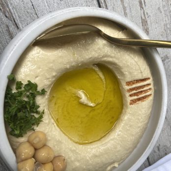 Lira Beirut Eatery - HUMMUS - Mediterranean Near Me - Miami, Florida