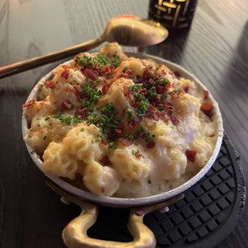 Hell's Kitchen - Baked Macaroni and Cheese - Cocktail Bars Near Me - Funner, California