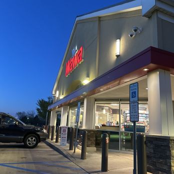 Wawa - Gas Stations Near Me - Horsham, Pennsylvania