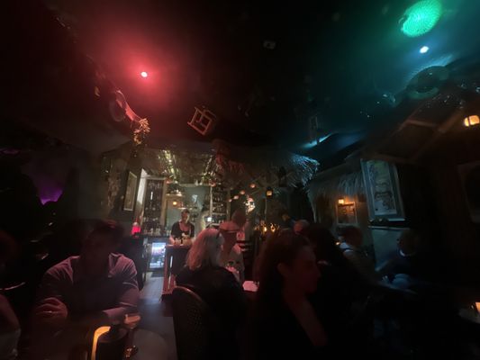 Boo Loo Lounge by null