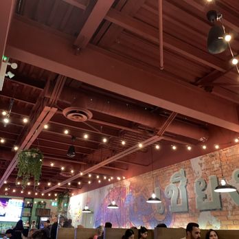 Chiang Rai Thai Kitchen and Bar - Inside decor - Thai Near Me - Markham, Ontario Chiang Rai Thai Kitchen and Bar - Inside decor - Thai Near Me - Markham, Ontario
