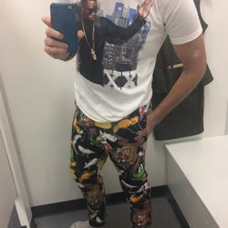 Citi Trends 412 - Trying on pants