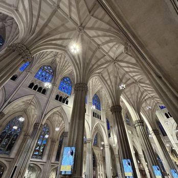 St. Patrick's Cathedral - Beautiful cathedral - Churches Near Me - New York, New York St. Patrick's Cathedral - Beautiful cathedral - Churches Near Me - New York, New York