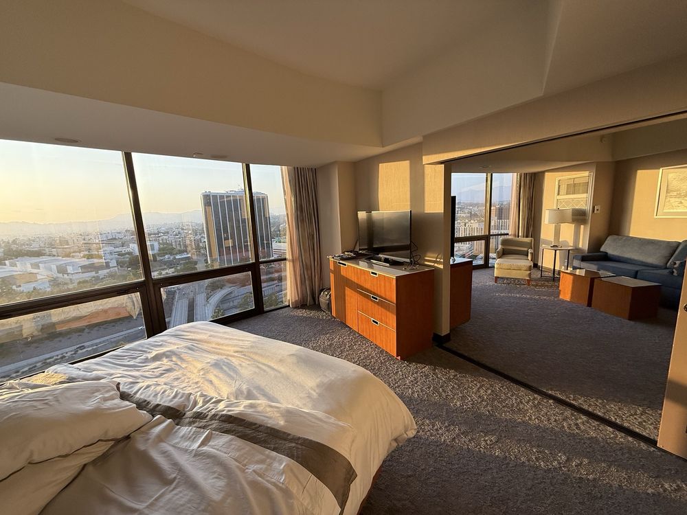 The Westin Bonaventure Hotel & Suites, Los Angeles