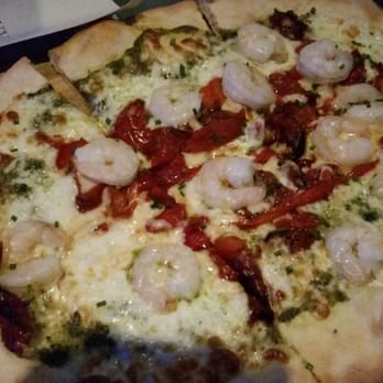 zinc@shade - Flatbread with shrimp and pesto - New American Near Me - Manhattan Beach, California zinc@shade - Flatbread with shrimp and pesto - New American Near Me - Manhattan Beach, California