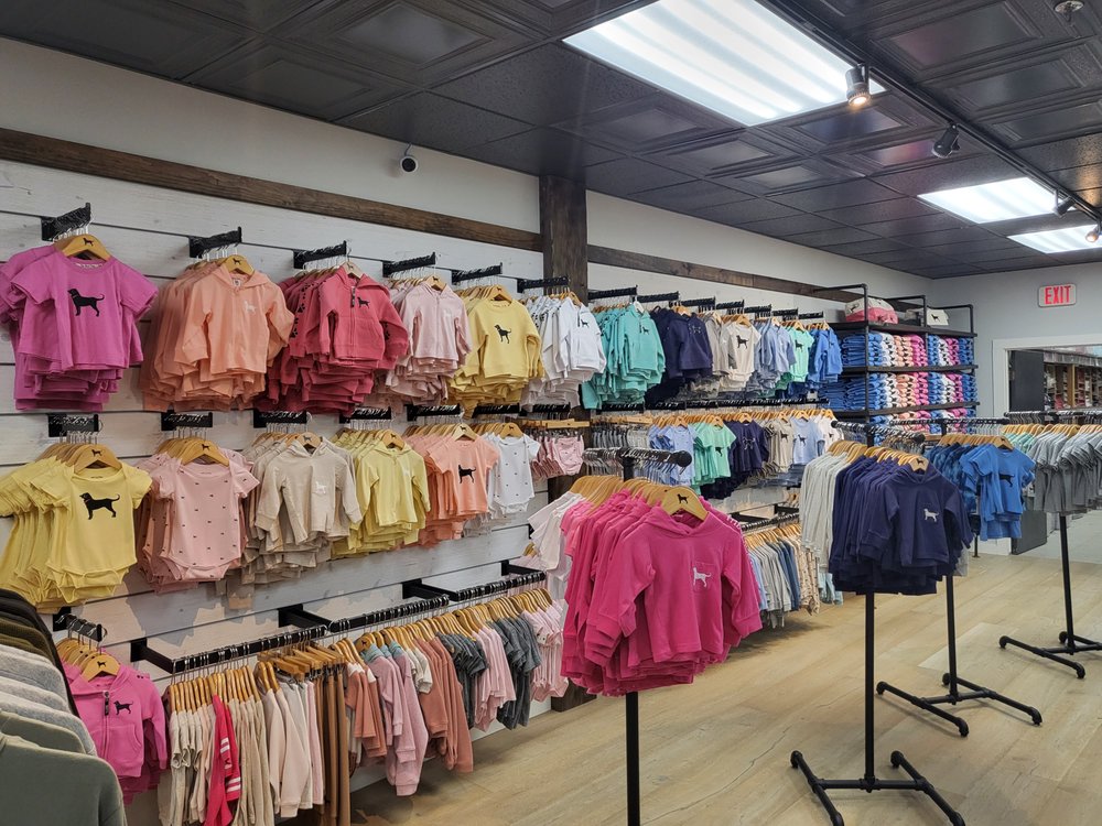 THE BLACK DOG GENERAL STORE FALMOUTH Updated September 2024 14