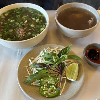 Pho Ha Noi - P2 with extra meat and all the fixings - Vietnamese Near Me - Cupertino, California