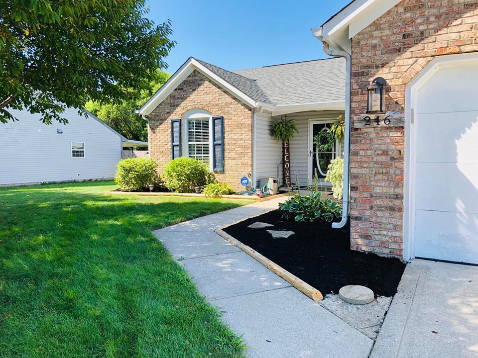 Peony’s landscaping - tree service in Indianapolis, IN