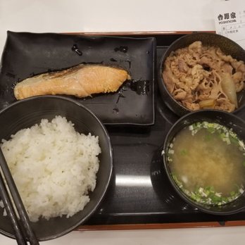 吉野家 鶴橋駅前店 Gyudon 東成区東小橋3 16 2 大阪市 大阪府 Japan Restaurant Reviews Phone Number Yelp