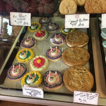 Cooper Street Bakery - Your kids will scream with delight - Bakeries Near Me - Arlington, Texas