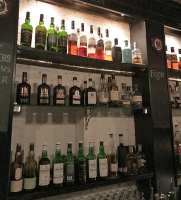 Caledonia Bar by null