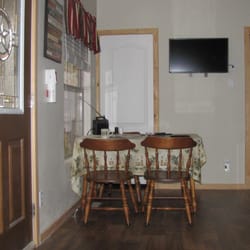Young's Lakeshore RV Resort - RV & Tent sites and Our new Cottage for 2-4 in Hot Springs, Ar. is ready.
in Hot Springs, Arkansas city limits on Lake Hamilton