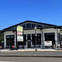 The Pines Dine - The Pines Dine food truck village in Lincoln City.