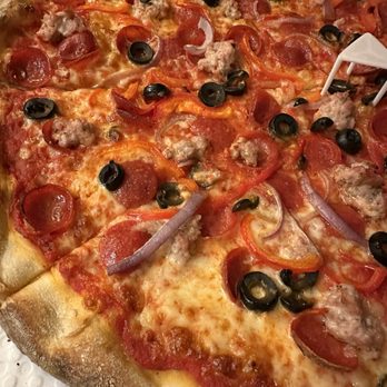Prime Pizza - Supreme pizza 18" - Pizza Near Me - Burbank, California Prime Pizza - Supreme pizza 18" - Pizza Near Me - Burbank, California