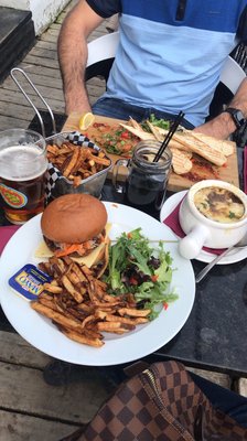 Pilsen Restaurant et Pub by null