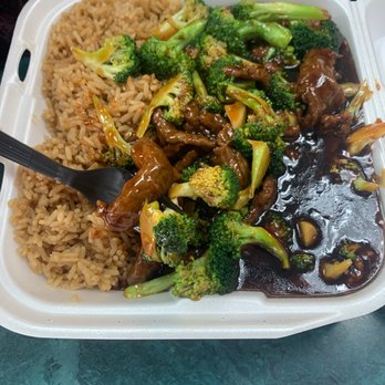 Asian Express - Beef and  Broccoli - Chinese Near Me - Morristown, Tennessee