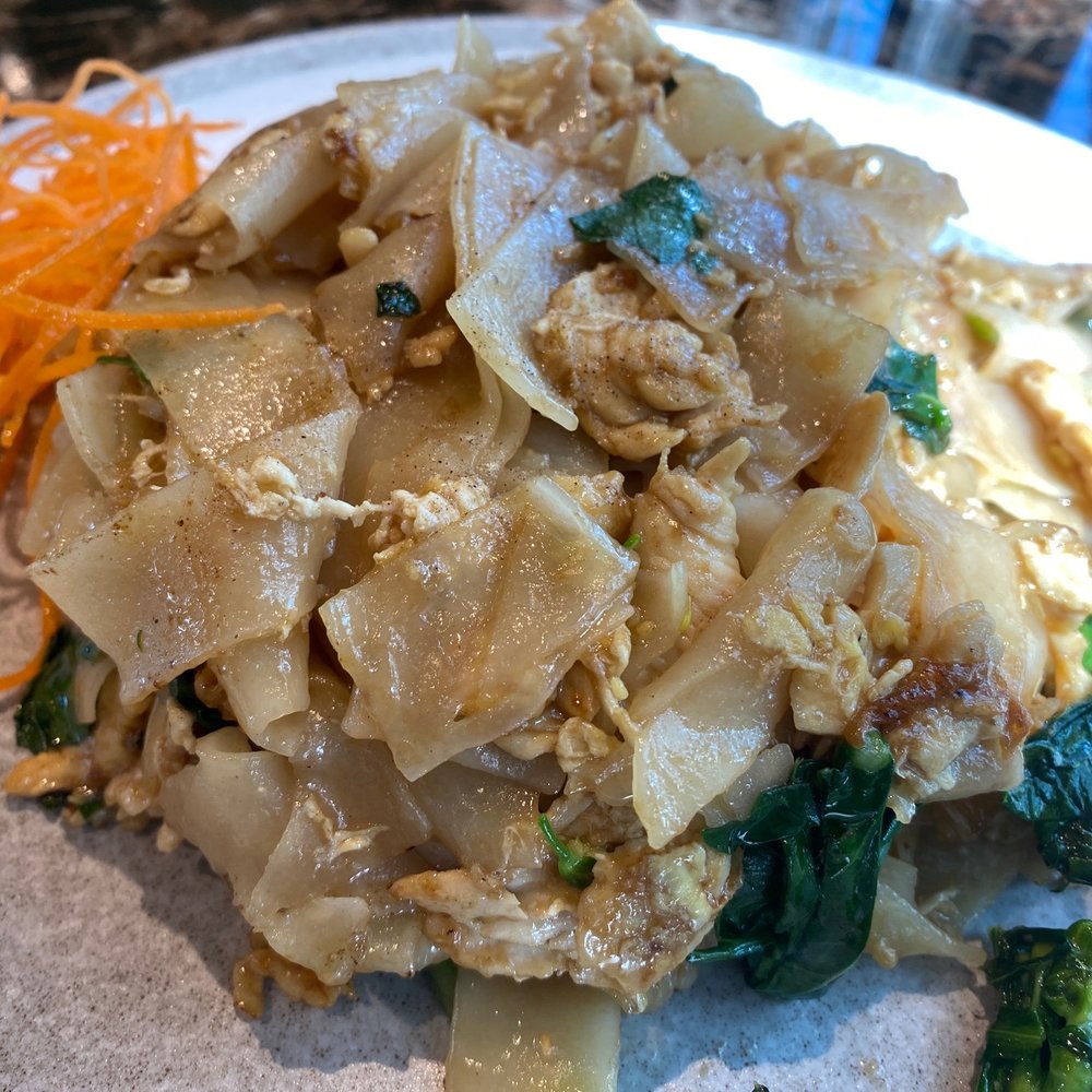 Super Sap's Fine Thai Cuisine - Pad See Ew Moo Noom - Thai Near Me - Cedar Park, Texas