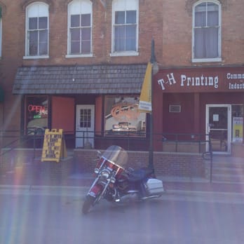 Chicky's Paradise - a motorcycle parked in front of a restaurant - Dive Bars Near Me - Almont, Michigan Chicky's Paradise - a motorcycle parked in front of a restaurant - Dive Bars Near Me - Almont, Michigan