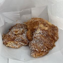 Gourmet Tart - Croissants