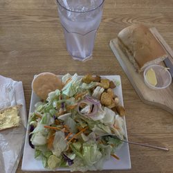 Speedway 805 Grill & Bar - Generous fresh salad