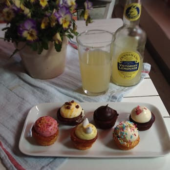 Cupcake Sthlm - Bakeries Near Me - Stockholm, Alberta