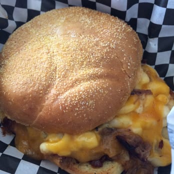 Super Q Food Truck - Super Q Brisket on Kaiser Roll - yup, there's Mac N Cheese in there! - Food Trucks Near Me - Poway, California Super Q Food Truck - Super Q Brisket on Kaiser Roll - yup, there's Mac N Cheese in there! - Food Trucks Near Me - Poway, California