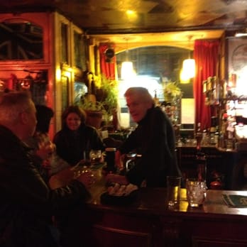 Waverly Bar - Great, cosy pub - Pubs Near Me - Edinburgh, EDH Waverly Bar - Great, cosy pub - Pubs Near Me - Edinburgh, EDH