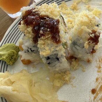 Hapi Sushi - Crush Roll - Sushi Bars Near Me - Laguna Beach, California