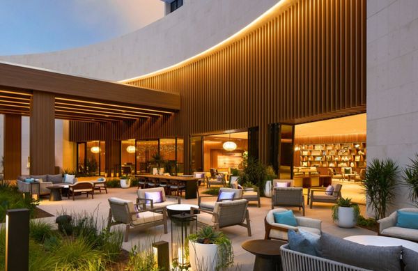 VEA Newport Beach, A Marriott Resort & Spa by null