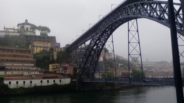 Luís I Bridge by null