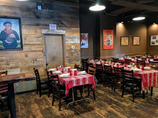Louis' Basque Corner by null