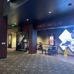 B&B Theatres Liberty Cinema 12