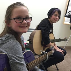 Guitarlina School of Music - In the music studio...
