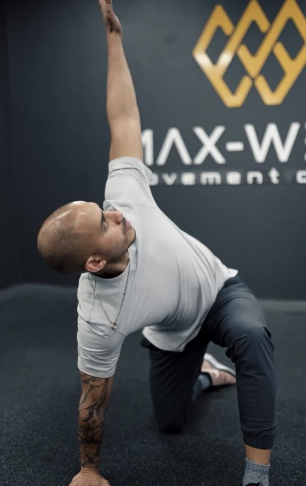 MAX-Well Performance & Training Logo