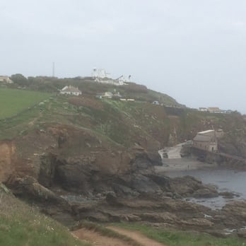 Lizard Point Lighthouse - Landmarks & Historical Buildings Near Me - Lizard, CON