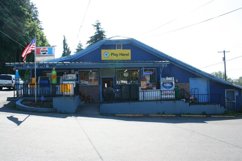 CARROLLS COUNTRY STORE Updated August 2024 3803 Old Pacific Hwy S