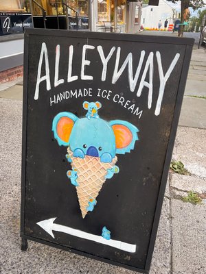 Alleyway Ice Cream by null