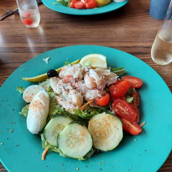 Heidi's Of Gresham - Crab louie and champagne - American Near Me - Gresham, Oregon Heidi's Of Gresham - Crab louie and champagne - American Near Me - Gresham, Oregon