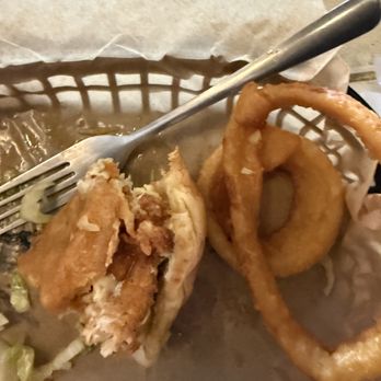 Eighth & Main Burger - Fresh Batter Dipped Onion Rings & Chicken Sandwich dipped in Nashville Hot - Burgers Near Me - Columbia, Tennessee Eighth & Main Burger - Fresh Batter Dipped Onion Rings & Chicken Sandwich dipped in Nashville Hot - Burgers Near Me - Columbia, Tennessee
